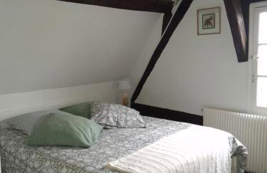 L'Ecuyère-Maison de Ville-Secteur cathédrale-Parking privé gratuit - Foto 14