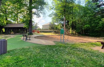 Maison lumineuse dans un cadre verdoyant - Foto 11