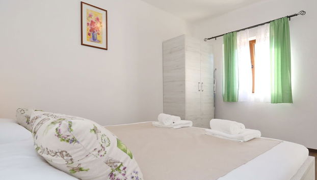 Villa in Prkos With Private Pool and Sea Nearby - Foto 4, Habitación