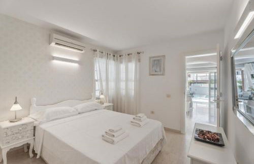 La Caleta Seaside Villa With Pool - Foto 20