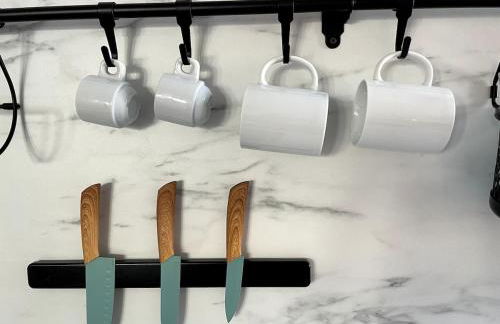 Spacious Studio in Sunny Villa Minutes to Beach - Foto 11