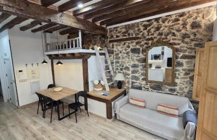 El Patio de Vespasiano- San Juan- vistas al ayuntamiento junto al puerto - Foto 1