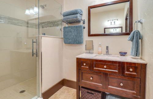 Spacious Manitou Home with Views in Central Location - Foto 17