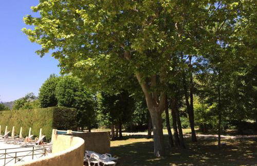 A beautiful 2 persons studio in a chateau with swimming pool - Foto 7