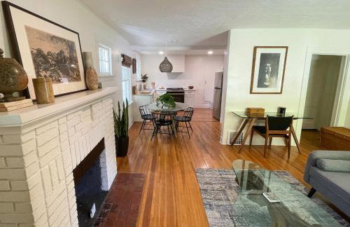 Parkside Bungalow steps away from Manito Park - Photo 1