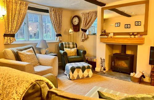 Chapter Cottage, Cheddleton Nr Alton Towers, Peak District, Foxtail Barns, the Ashes - Photo 6