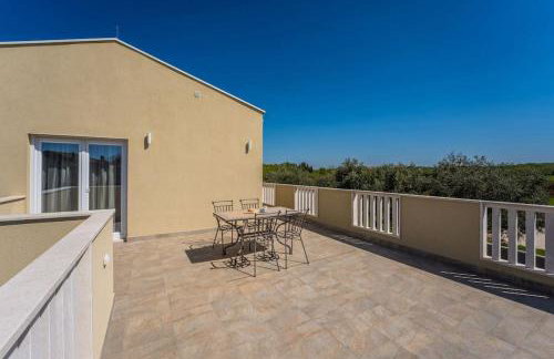 Villa Nonna Novigrad by Istriaselect Villas - Photo 8