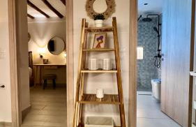 Akonelia - chora center - Photo 6