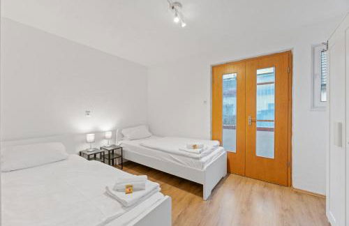 Worker Apartments Oberboihingen near Stuttgart, Nürtingen, Autobahn A8, Parking,Wifi,Smart,Smart TV - Foto 54