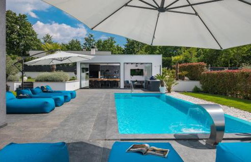 Stunning Home In Sivati - Photo 8