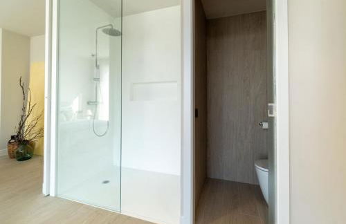 Sunny Villa by Platja Ardiaca - Photo 26