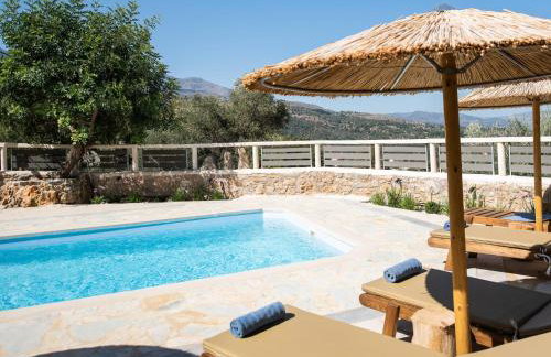 Prinus Country Retreat Apokoronas, heated pool, 13km from the sea - Photo 15