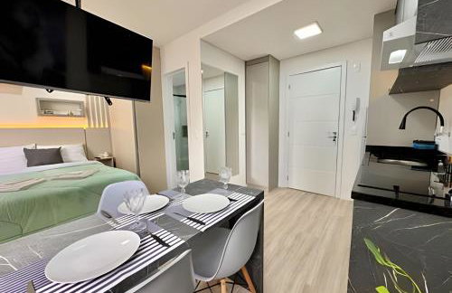 New England Apto C/ Design & Estilo Marcante / TV - Foto 17