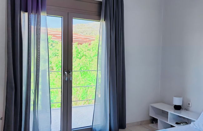 A & A Apartments 2 - Photo 28