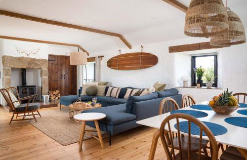 Naut Retreat, The Big Barn - Spacious & cosy cottage, walk to Porthcurno beach, Pedn Vouder & Minack Theatre - Photo 14