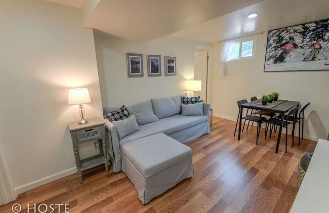 2BR Comfy Condo & Cute Patio Broadmoor Area - Foto 17