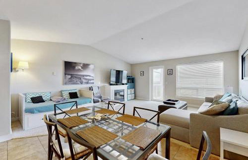 Top Floor - All The Views - 2 Bed 2 Bath Apartment in Westport - Foto 19