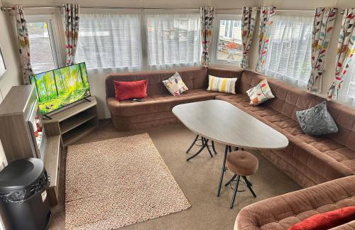 Delta, Bromley 4-Bedroom Located in Uddingston, Glasgow at Maryville Caravan Site - Photo 18
