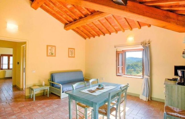 Farmhouse in Tuscany Near Anghiari - Photo 18