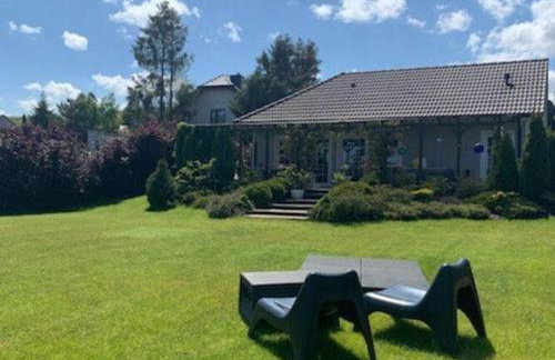 House with private beach by the lake, whirlpool - Foto 23