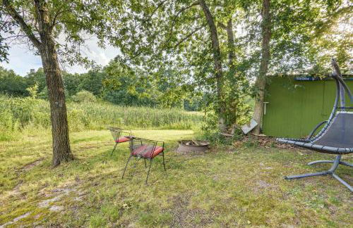 Historic Clark Cabin with Deck and Fishing Pond Access - Foto 28