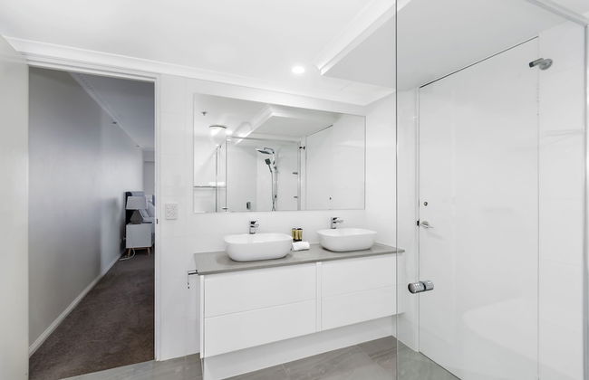 Oscar on Main Resort - Photo 60