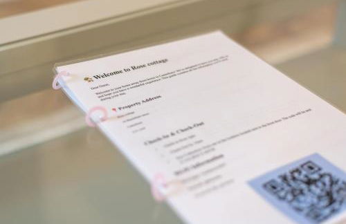 Rose cottage, Central, Amazing Cathedral view, Iconic pastel street - Foto 13