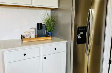 Charming & Luxe Cottage 3 BR 2 BA - Foto 9