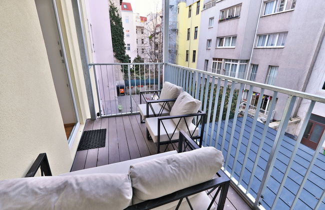 Vienna Lotus Apartment - Photo 7