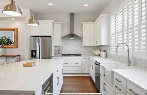 Luxurious Modern Townhouse right across beach!! Table Tennis - Foto 9