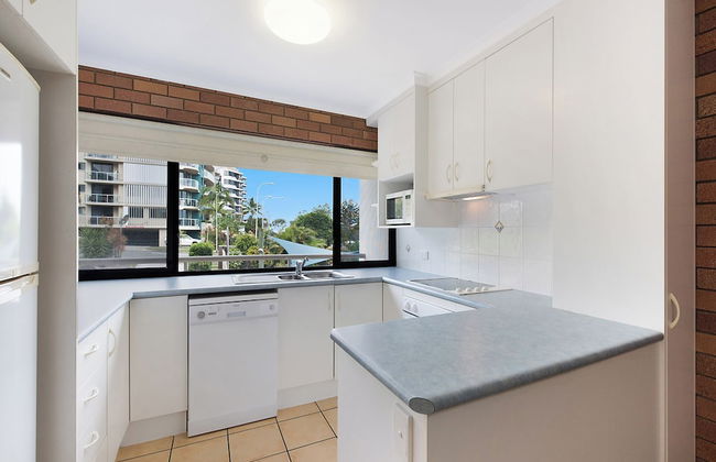 Joanne Apartments - Photo 45