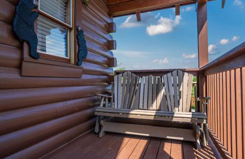 Escape to the Smokies- Pool, hot tub, cozy cabin, Pigeon Forge - Foto 21