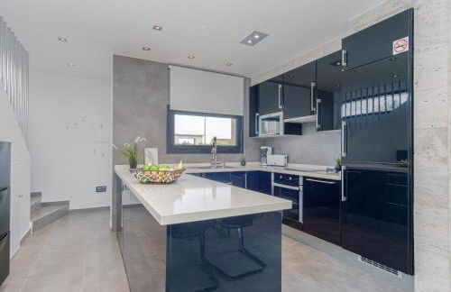 Casa moderna con piscina, Wi-Fi, AA, barbacoa y parking en Sant Pere Pescador - ES-89-73 - Foto 22