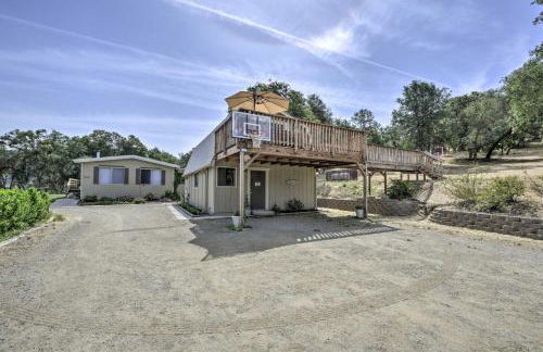 Family Home Near Kings and Sequoia National Parks! - Photo 26