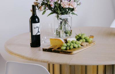 Huge Projector and Designated Workspace, Near Wrigley - Photo 38