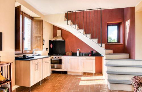 GuestHost - Casale dei Tramonti - Nature's Haven Apartments in Renovated Farmhouse with Pool - Photo 8