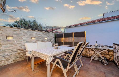 Boba lovely apartment close to Zrce beach - Foto 1