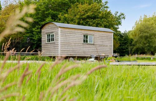 The Witterings Shepherds’ Hut - Foto 1