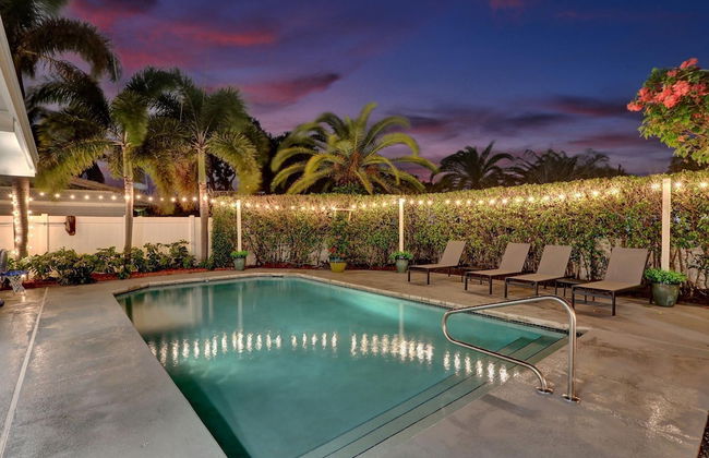 5BR with Heated Pool 5 min to Beach - Photo 37