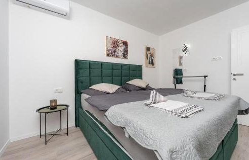 4 Bedroom Gorgeous Apartment In Korlat - Foto 17