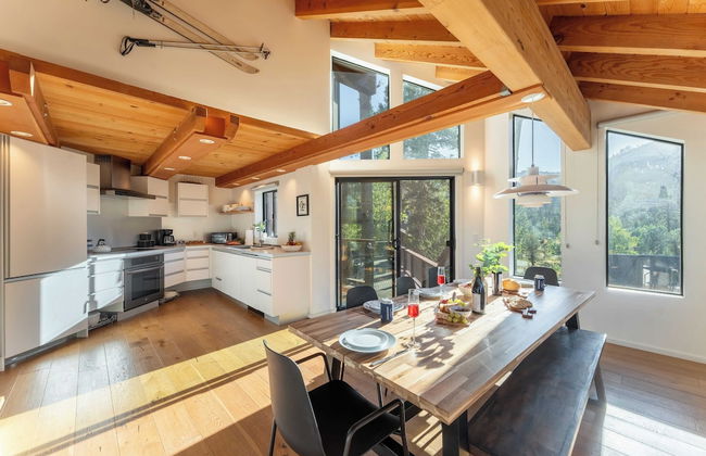 Trapper by Avantstay A+ Interior Design w/ Sauna - Photo 13