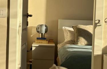 Artsy Italian lake retreat with stunning views! - Foto 33