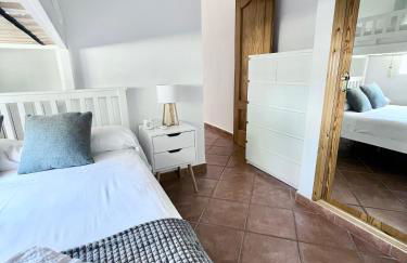 Relaxdiversión en Villa Piscina bbq y cocina ext - Photo 8