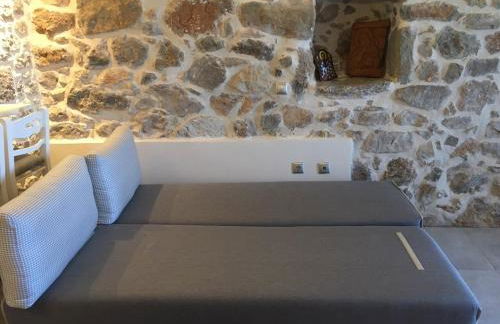 Elata Stone House - Photo 27