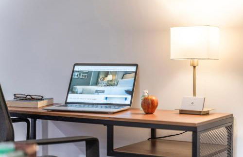 Signature Suite- City Centre, Pool Table, Canal, Netflix Sleeps 7 - Foto 45