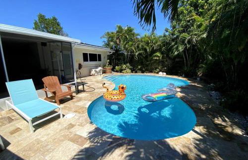 Deerfield Beach heated pool house - Photo 4