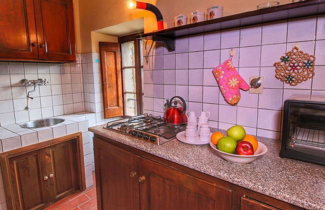 Farmhouse in Umbria Near Palazzo Bourbon - Foto 8