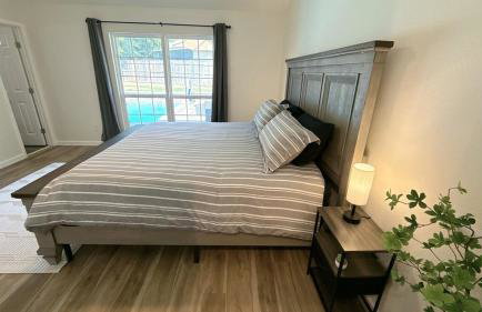 DFW Oasis with Pool and Hot Tub - Photo 6