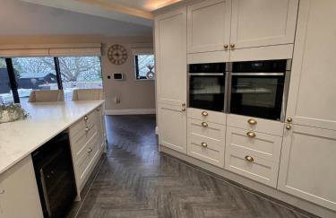 The Olive Tree Kent- 5 bedroom all ensuite home - Foto 2