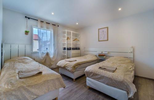 Maisons calmes avec terrasses et garages centre-ville B et C - Foto 6